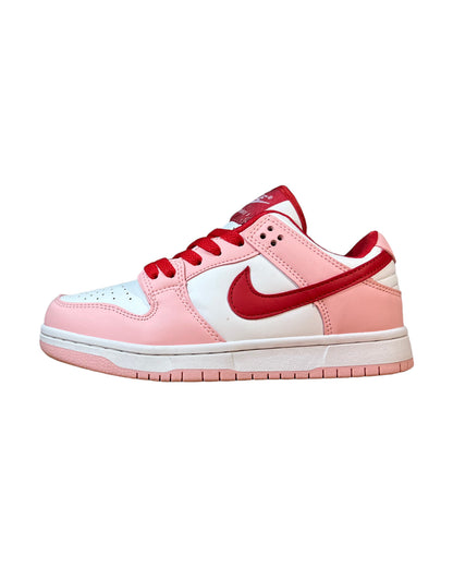 DUNK LOW “ STRAWBERRY LOVE ”X” FLIGHT CLUB ”