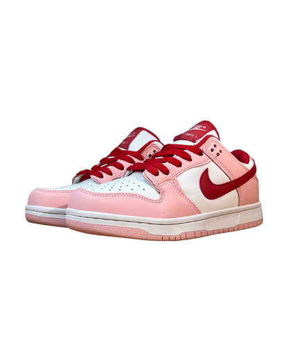 DUNK LOW “ STRAWBERRY LOVE ”X” FLIGHT CLUB ”